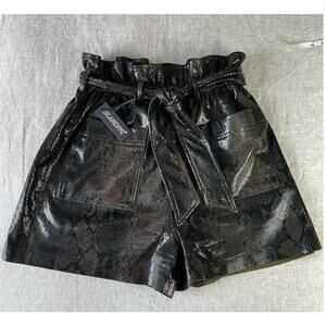 BLANKNYC Shorts Faux Snakeskin Fully Lined NWT Size 30